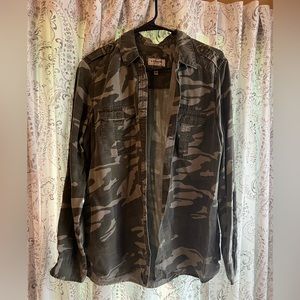 Express Camo boyfriend fit top